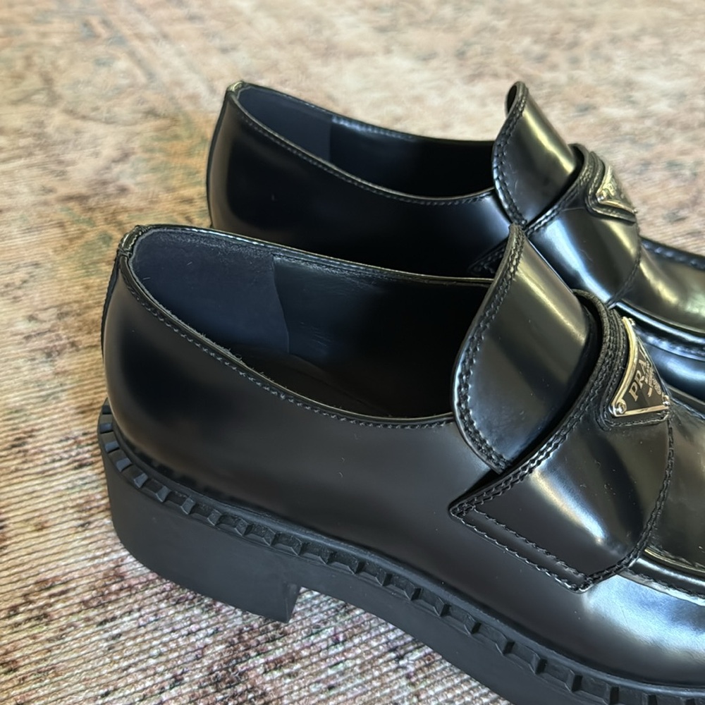 Prada Leather Oxfords - Picture 6 of 7
